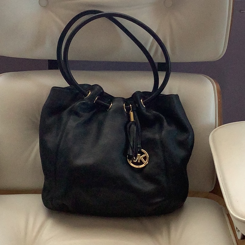 Michael Kors Black Leather Drawstring Shoulder Bag With Tassel Charm